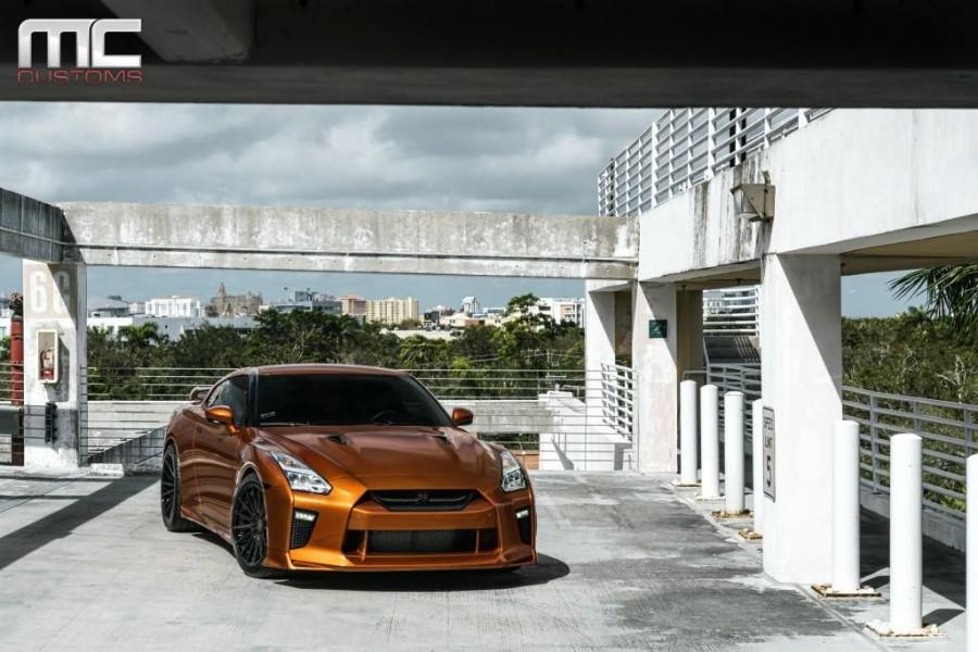  Nissan GT-R by MC Customs on Velos Wheels 2018 года  (фото 5 из 10)